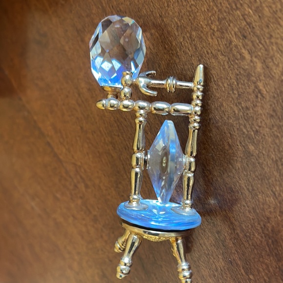 Swarovski Crystal Memories Spinning Wheel - Picture 4 of 10